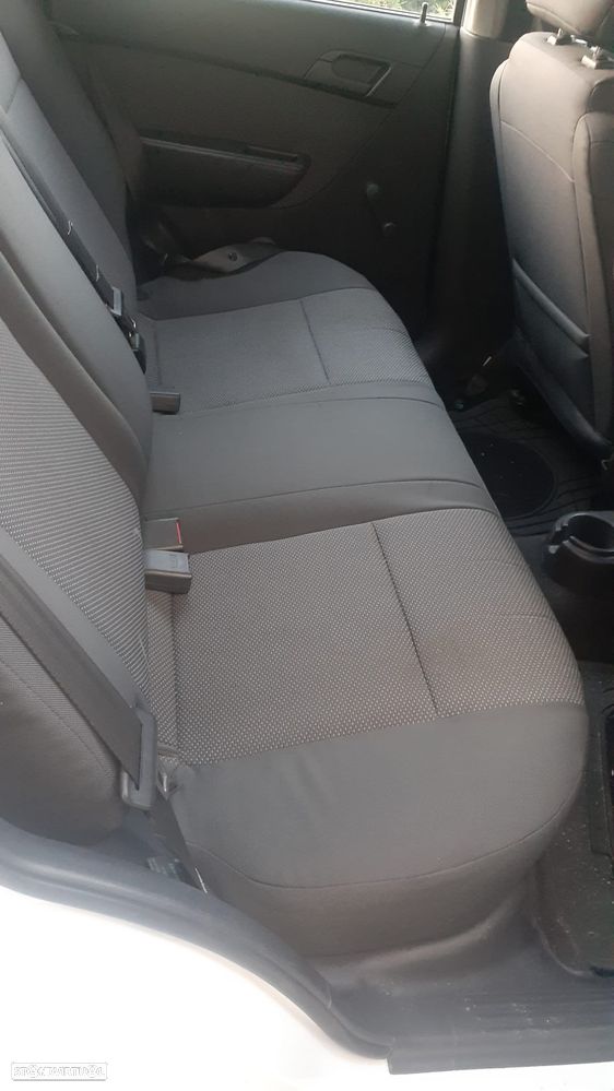 Chevrolet Aveo 1.2 L Bi-Fuel - 6