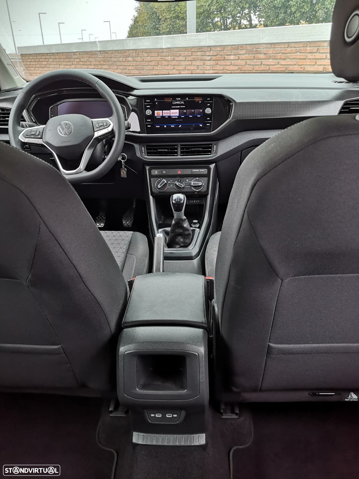VW T-Cross 1.0 TSI Life - 12