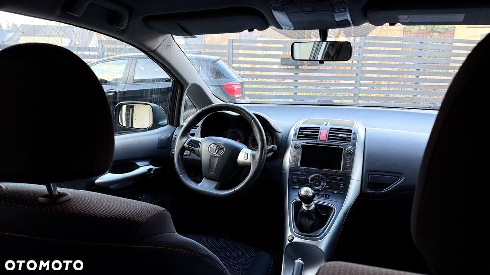 Toyota Auris 1.6 Executive - 35