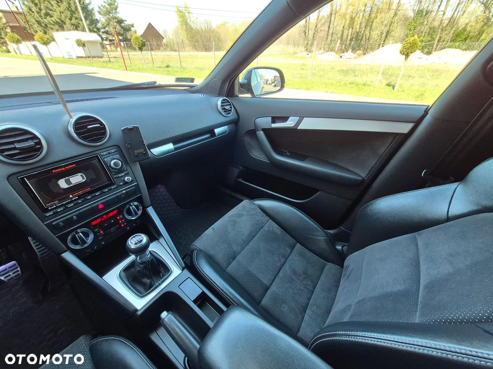 Audi A3 Sportback 2.0 TDI DPF S line Sportpaket - 25