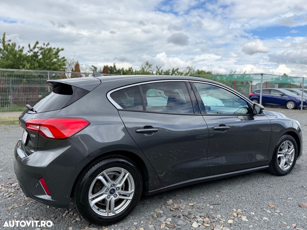 Ford Focus 1.0 EcoBoost Start-Stopp-System TITANIUM - 19
