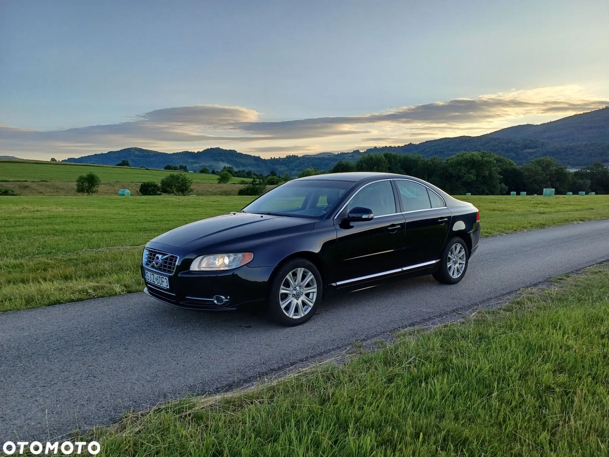 Volvo S80 2.4D AWD Executive - 1