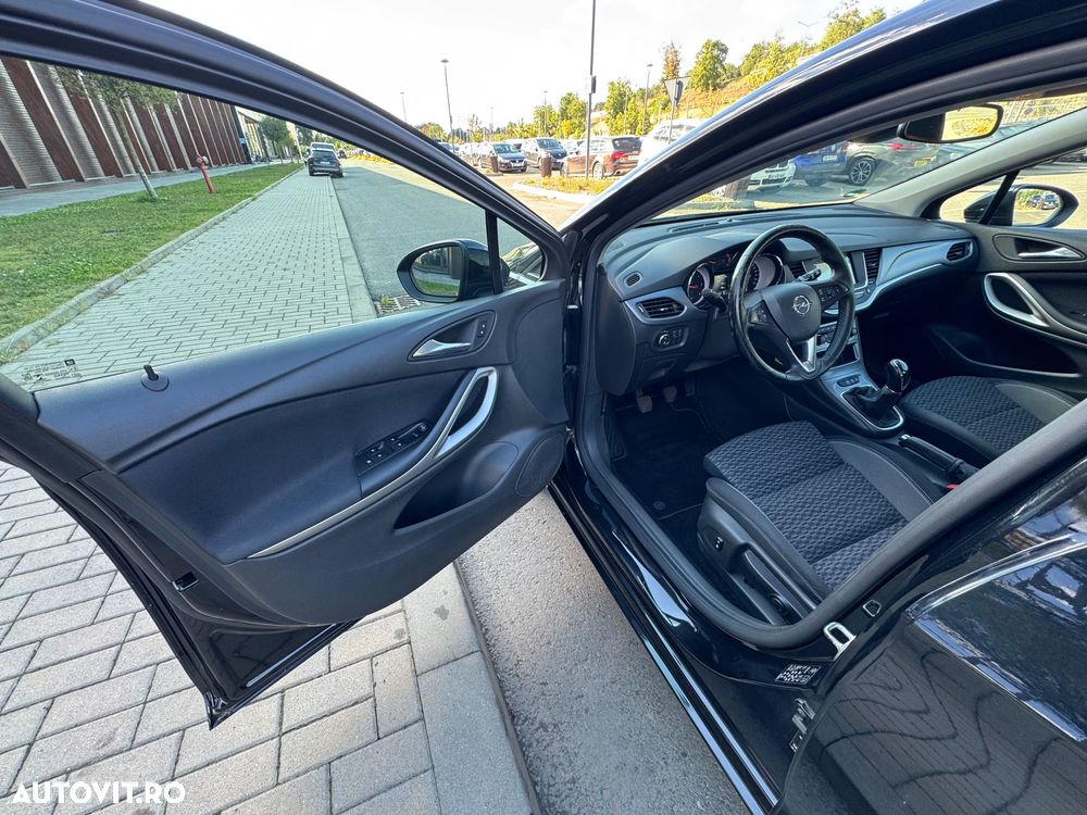 Opel Astra 1.5 D Start/Stop Sports Tourer Business Edition - 12