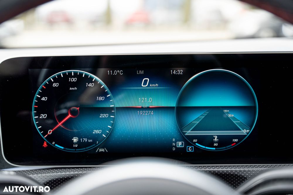 Mercedes-Benz A 220 ver-d-7g--dct - 36