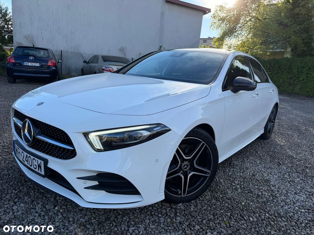 Mercedes-Benz Klasa A 220 4-Matic AMG Line 7G-DCT - 27