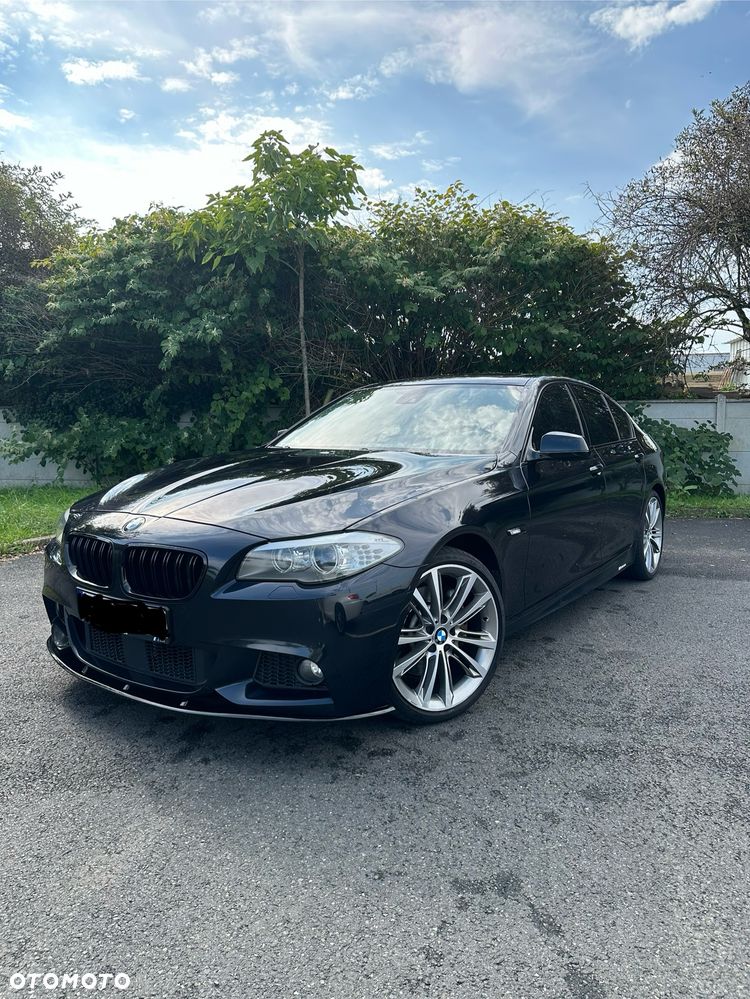 BMW Seria 5 528i - 1