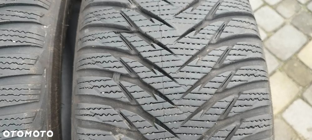 205/55/16 goodyear ultra grip8-9