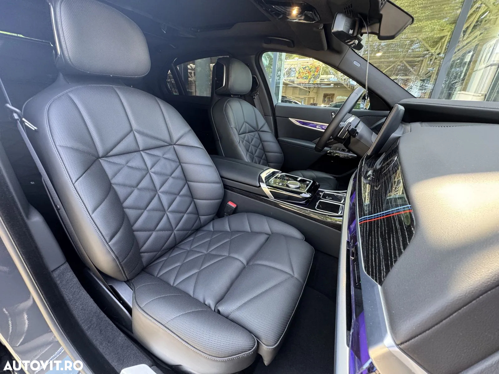 BMW Seria 7 740d xDrive MHEV - 12