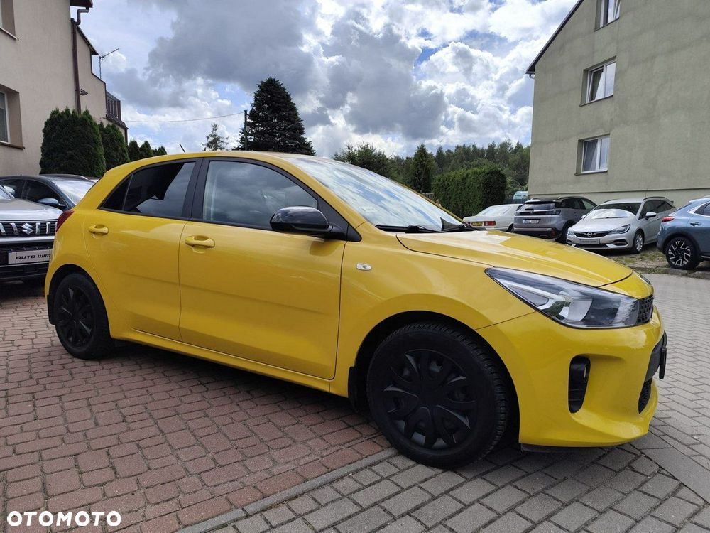 Kia Rio - 4