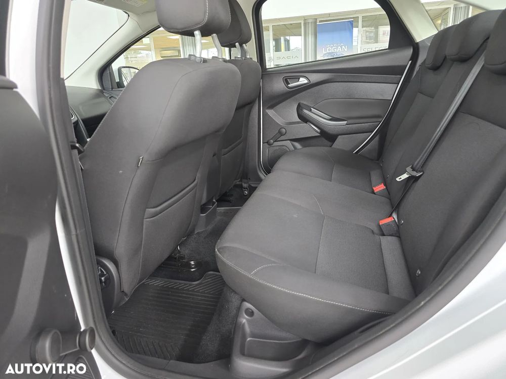 Ford Focus 1.0 EcoBoost Trend - 6