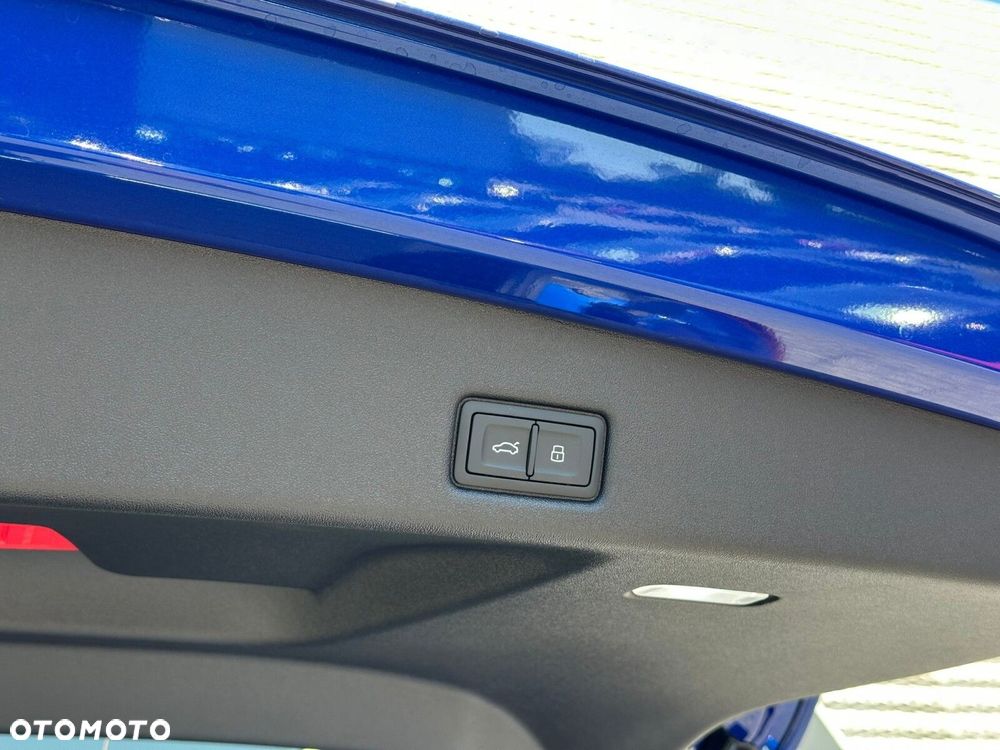 Audi Q5 Sportback - 10