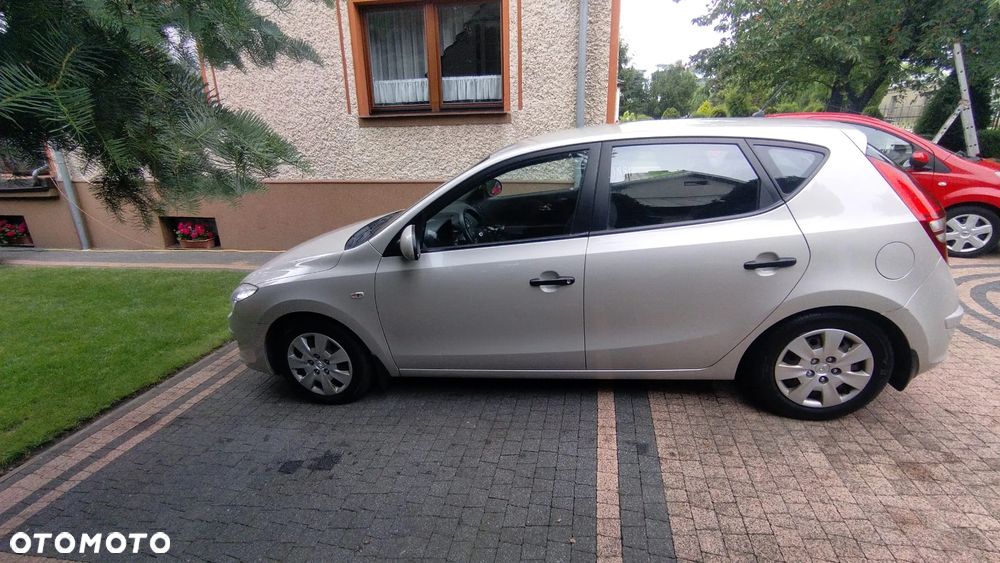 Hyundai i30 1.6 CRDi Classic - 12