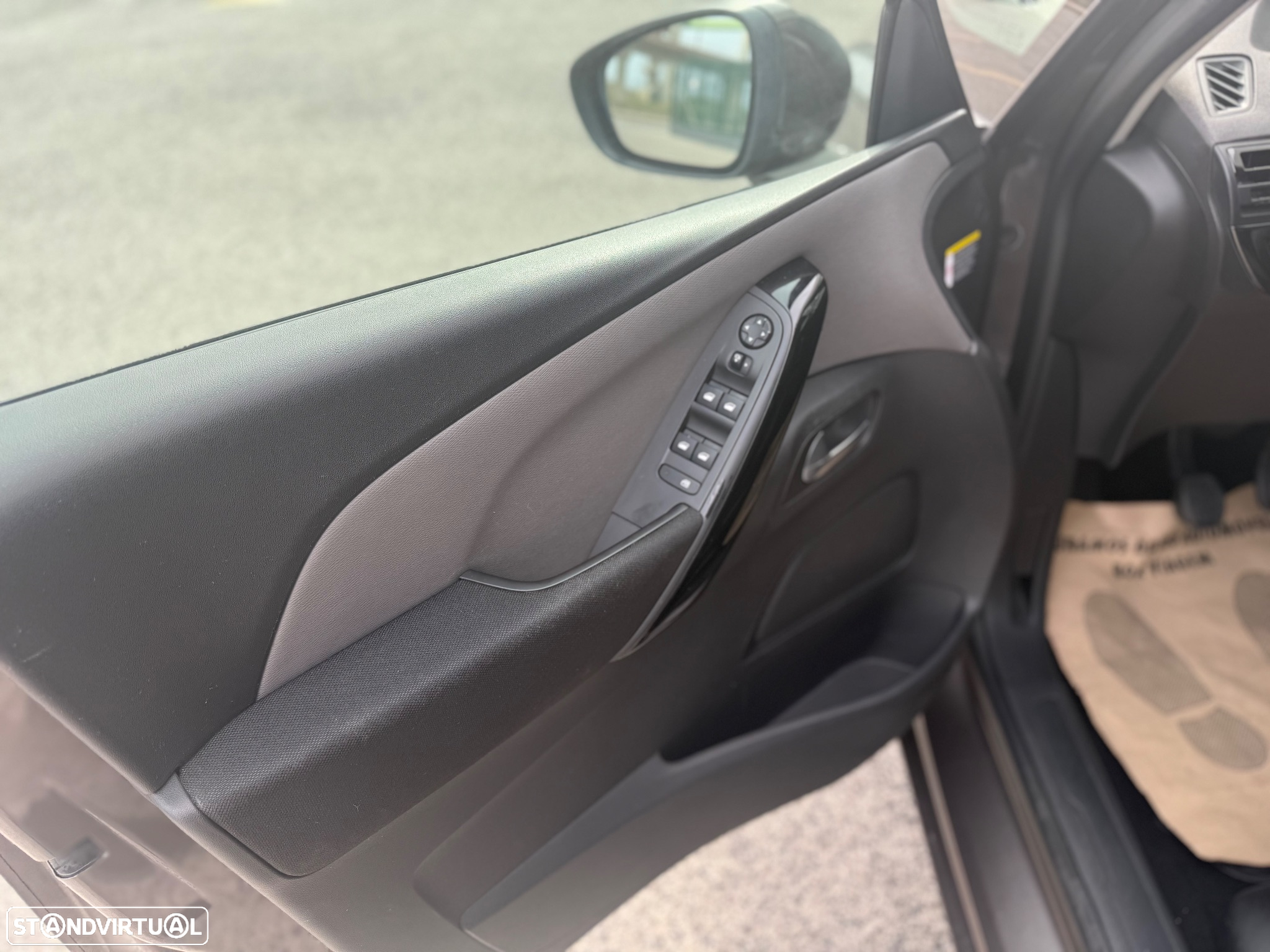Citroën C4 Grand Picasso 1.6 e-HDi Exclusive - 11