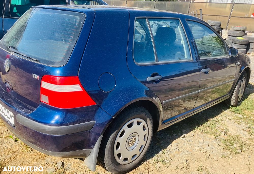 Volkswagen Golf 2004 photo 3