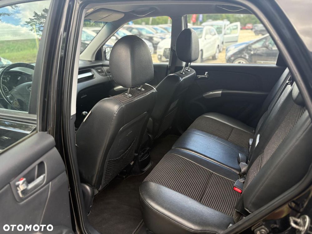 Kia Sportage 2.0 Expedition - 12