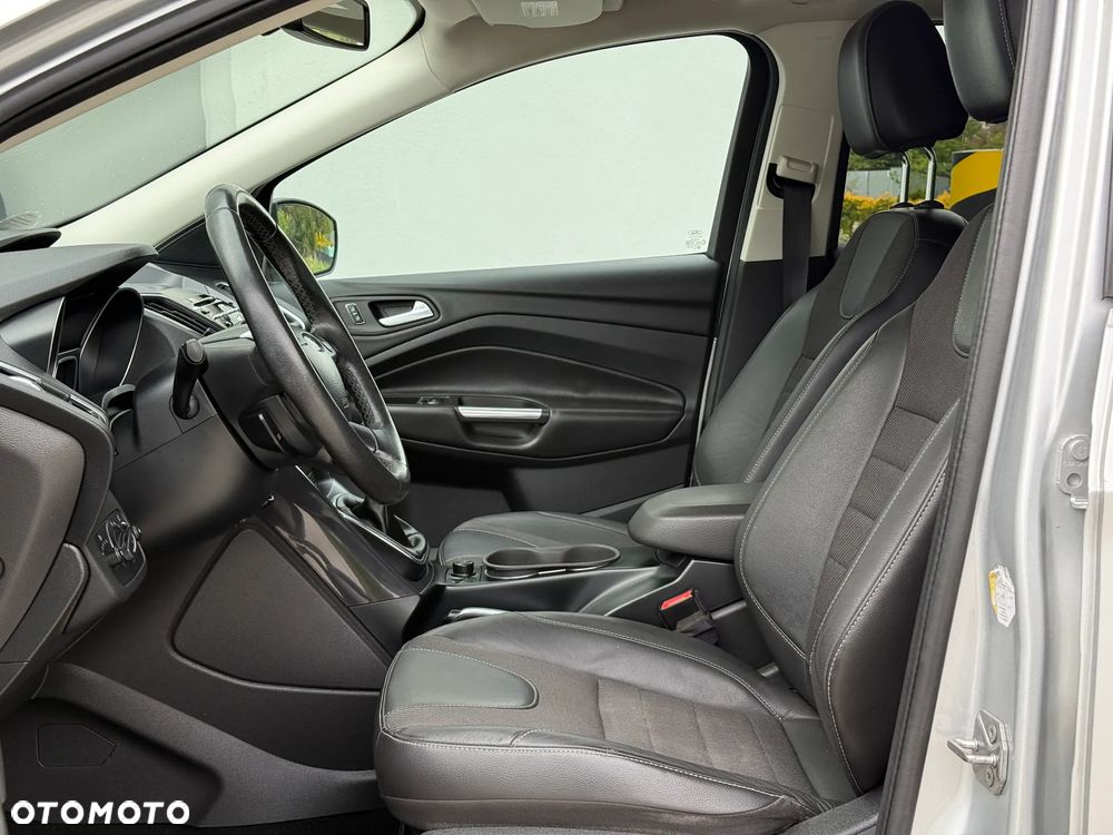 Ford Kuga - 20