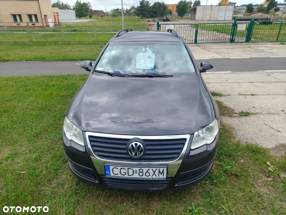 Volkswagen Passat - 3