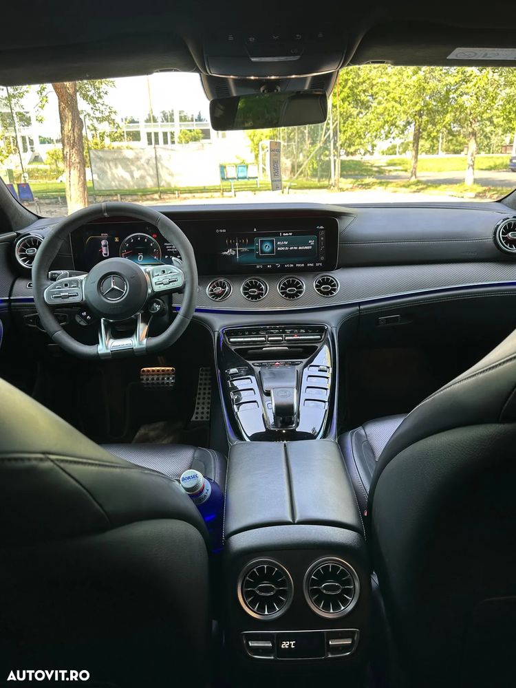 Mercedes-Benz AMG GT 4-door Coupe 63 4Matic Speedshift MCT 9G - 14