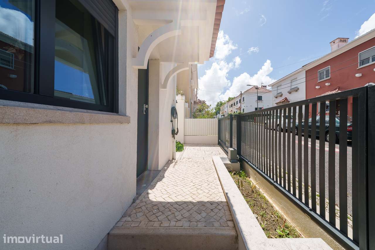 Moradia com rooftop e vista rio na Madre de Deus | Beato - Grande imagem: 2/30