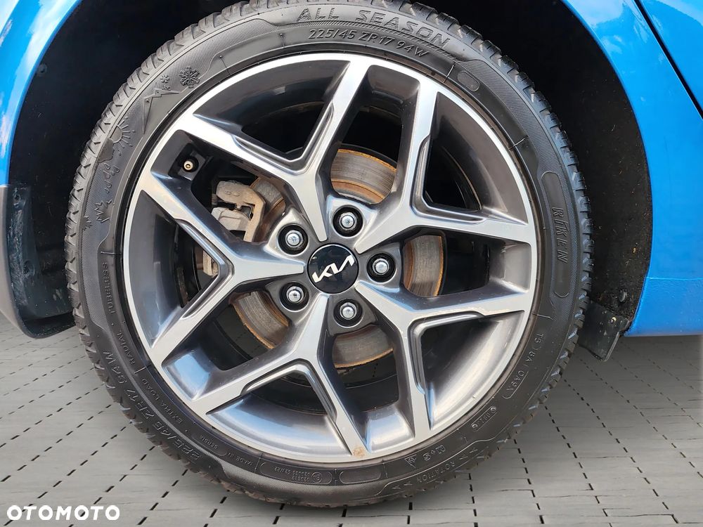 Kia Ceed 1.5 T-GDI Business Line DCT - 18