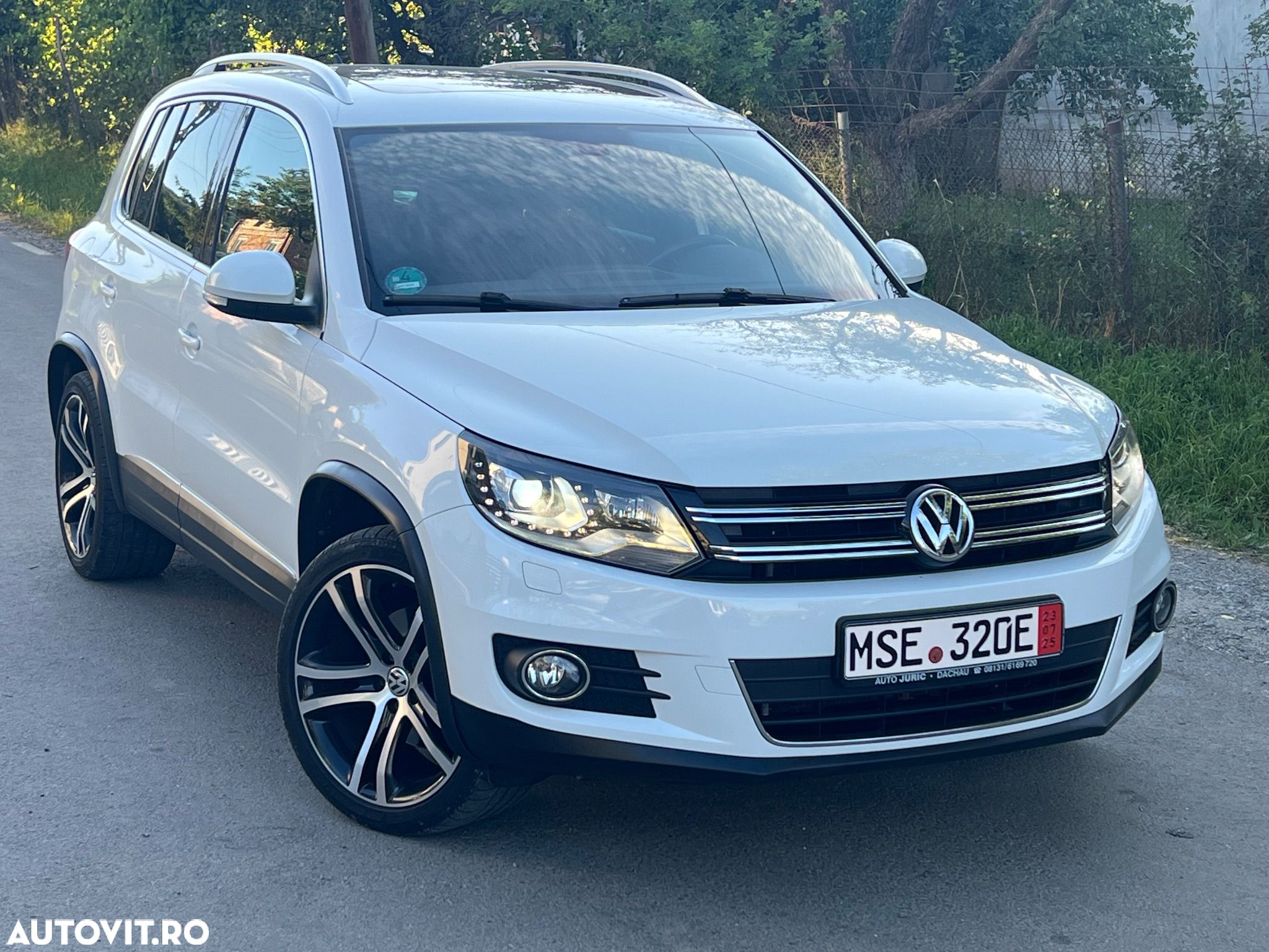 Volkswagen Tiguan 2.0 TDI SCR 4MOTION BlueMotion Technology DSG Lounge Sport & Style - 1