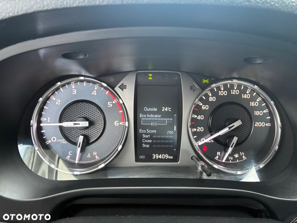 Toyota Hilux 2.4 D-4D Double Cab DLX 4x4 - 34