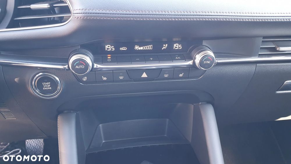 Mazda 3 2.0 mHEV Exclusive Line - 23