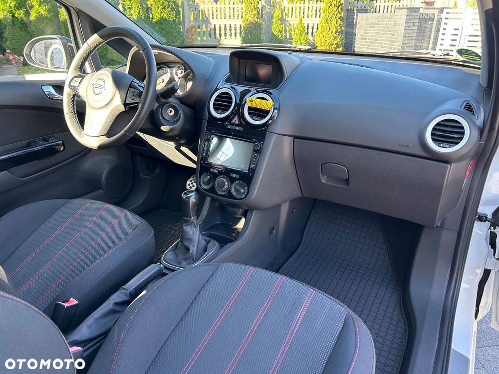 Opel Corsa 1.4 16V Color Race - 10