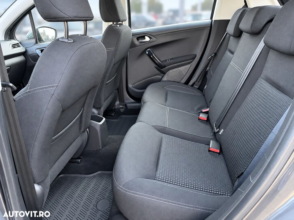 Peugeot 208 PureTech 110 Stop & Start EAT6 Allure - 7