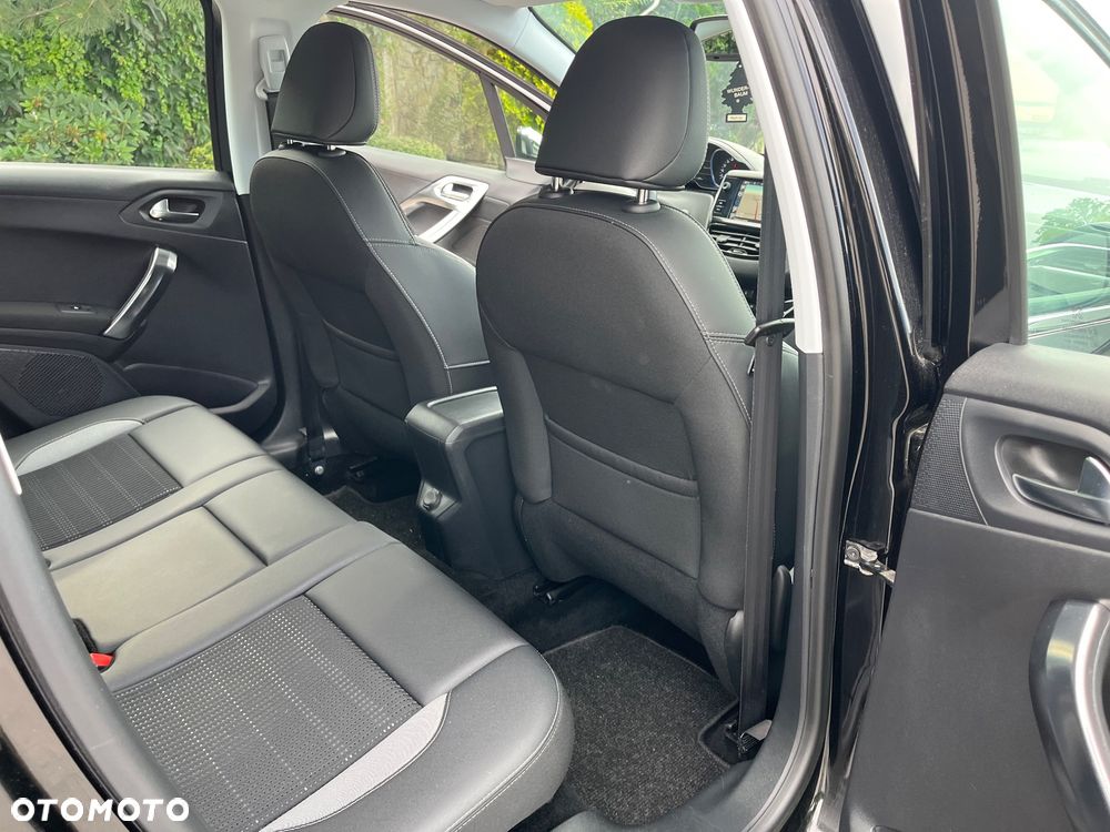 Peugeot 2008 BlueHDi FAP 120 STOP & START Allure - 30