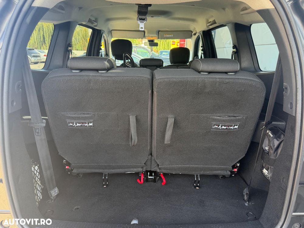 Dacia Lodgy 1.5 Blue dCi Stepway - 6
