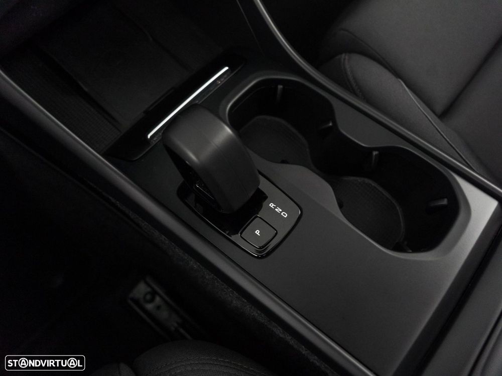 Volvo EX40 82 kWh Single Motor Extended Range Core - 27