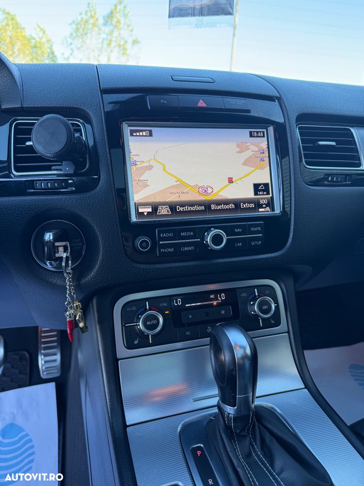 Volkswagen Touareg 3.0 V6 TDI BMT - 17