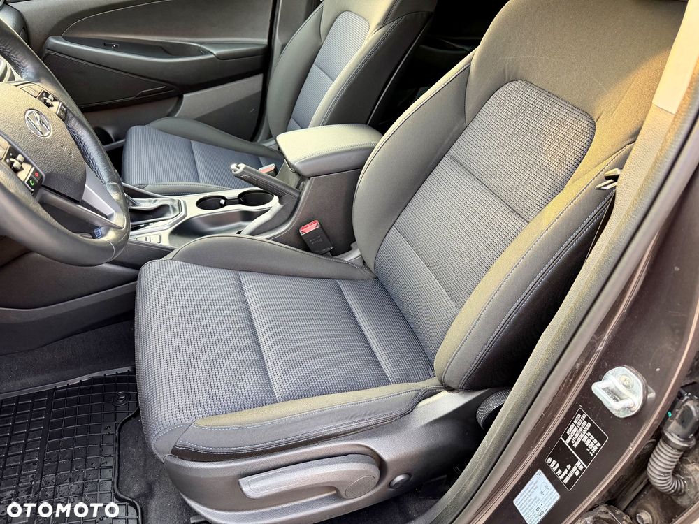 Hyundai Tucson blue 1.7 CRDi 2WD DCT Premium - 17