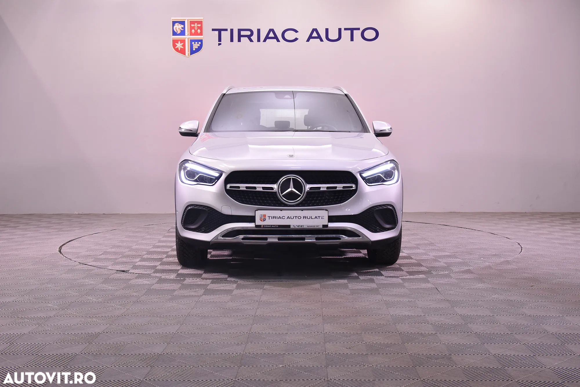 Mercedes-Benz GLA 250 e - 8
