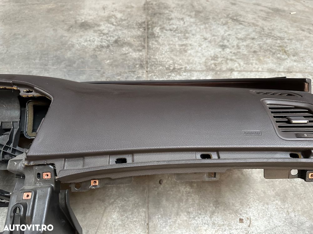 Plansa bord culoare maro si airbaguri OPEL INSIGNIA an 2008-2014 - 4