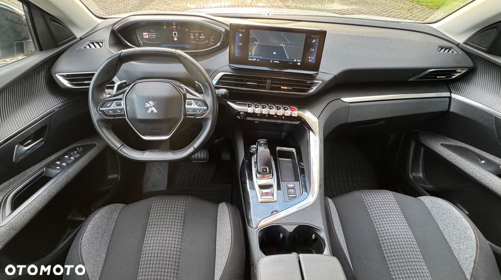 Peugeot 3008 BlueHDi 130 Stop & Start EAT8 Allure - 11
