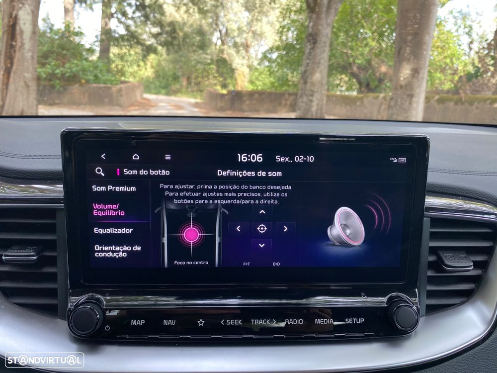 Kia XCeed 1.0 T-GDi Tech 7DCT - 32