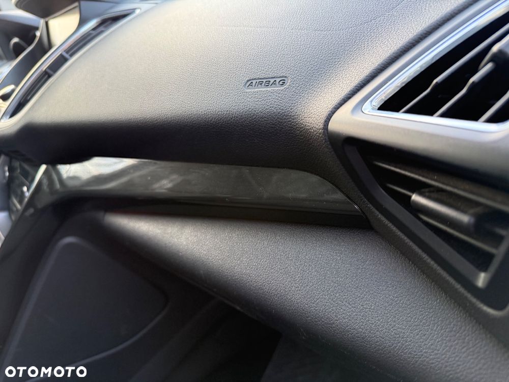 Ford Grand C-MAX - 20