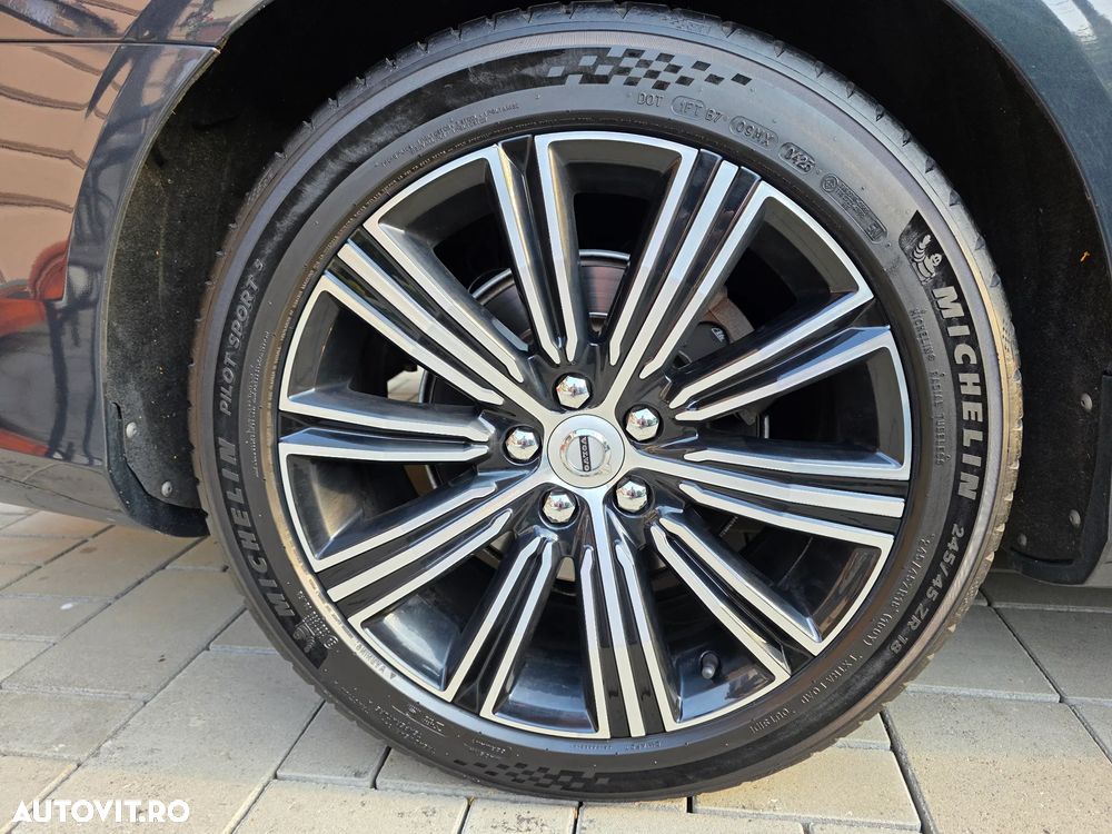 Volvo V90 D4 Geartronic Inscription - 32