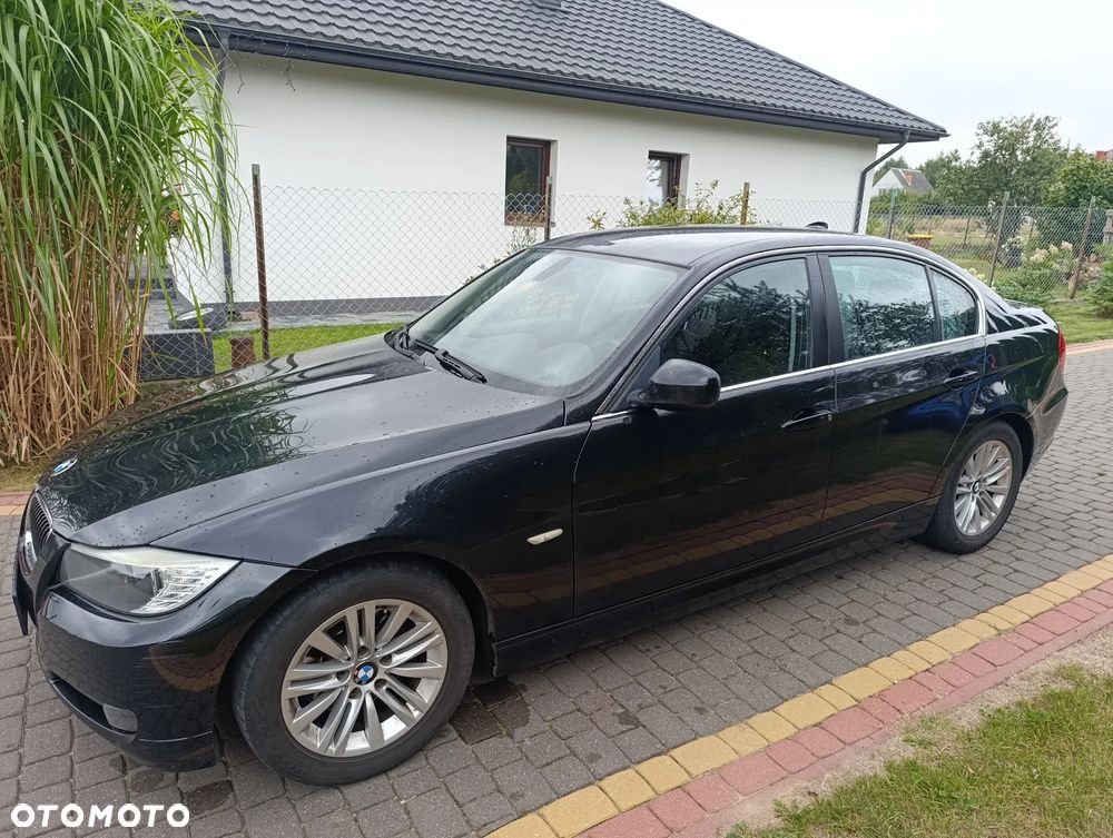 BMW Seria 3 325i - 2