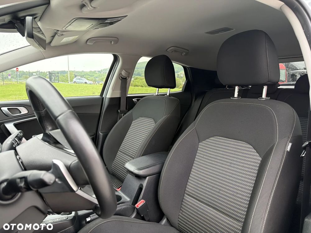 Kia XCeed 1.5 T-GDI M DCT - 12