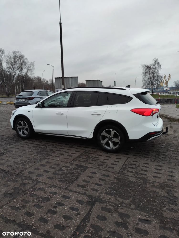 Ford Focus 1.0 EcoBoost mHEV Active X - 9