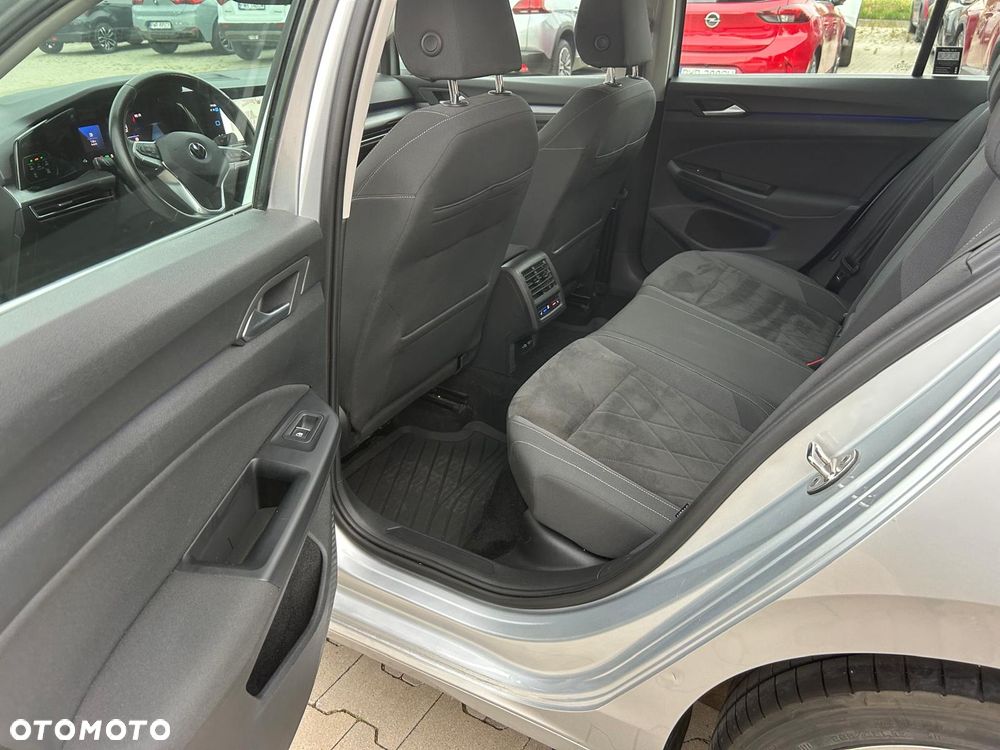 Volkswagen Golf 1.5 TSI ACT OPF DSG Comfortline - 22
