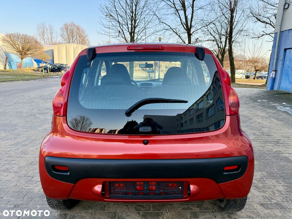 Peugeot 107 1.0 Trendy 2-Tronic - 6