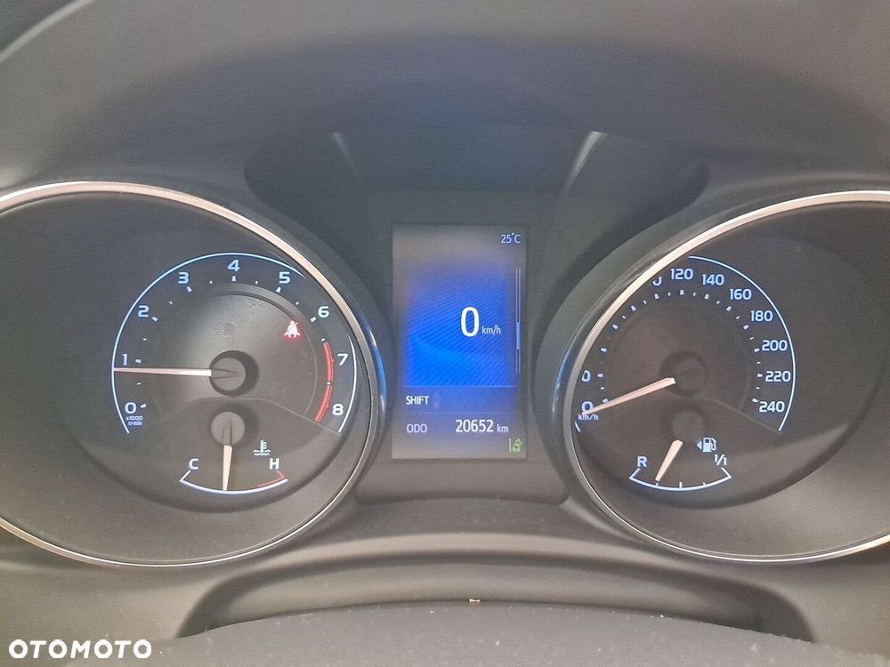 Toyota Auris - 14