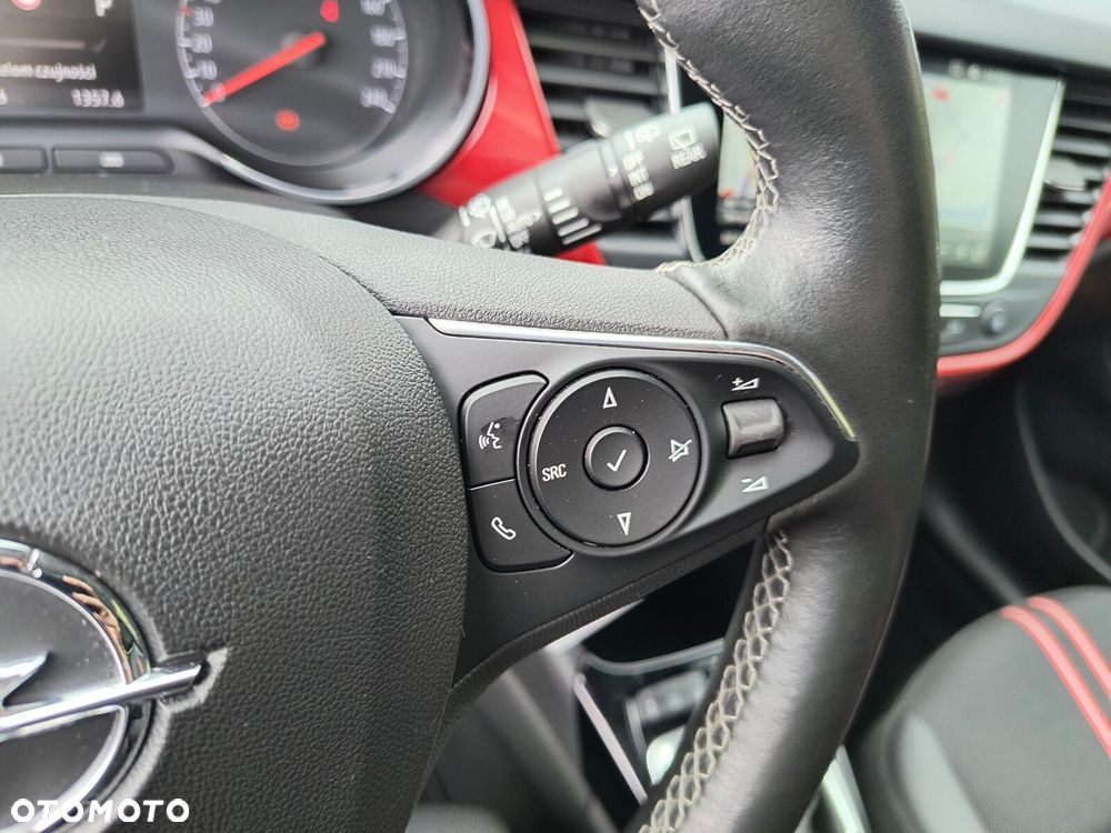 Opel Crossland 1.2 T GS Line - 18