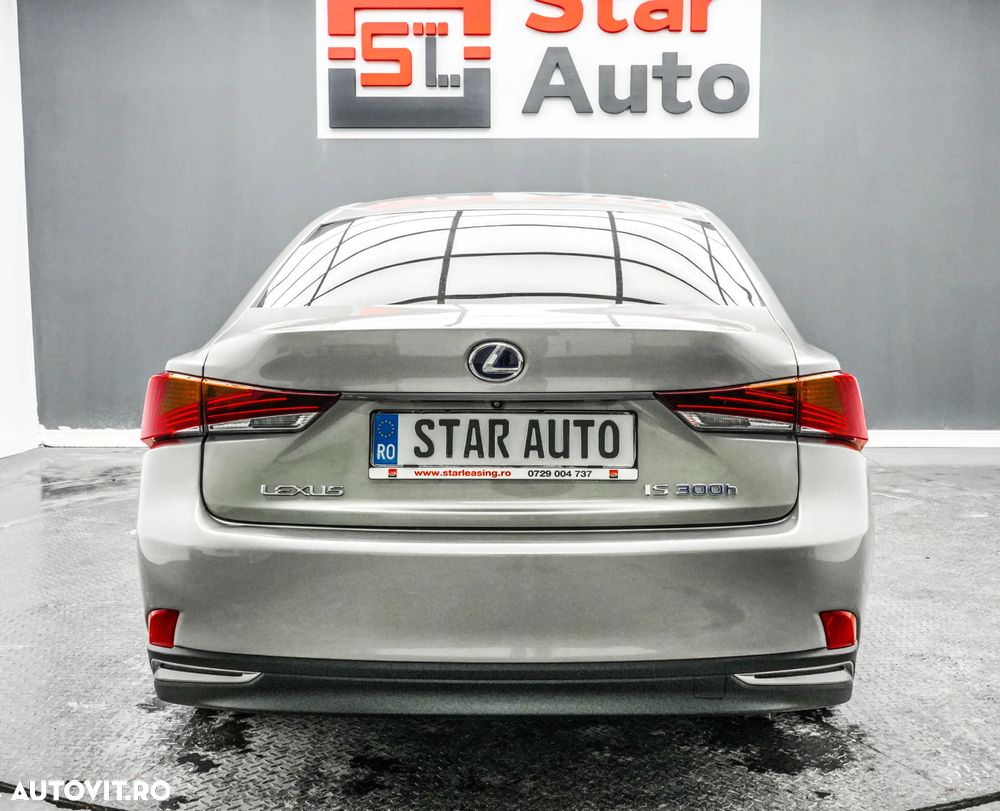 Lexus Seria IS 300h Executive - 5