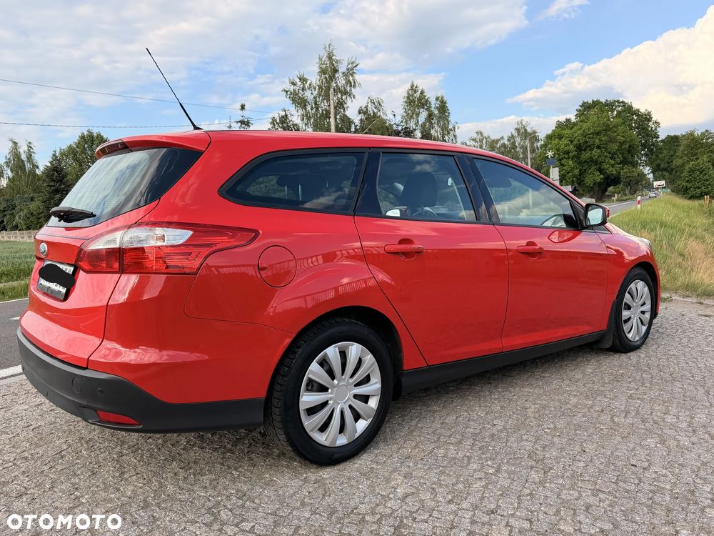 Ford Focus 1.6 TDCi Ambiente - 4