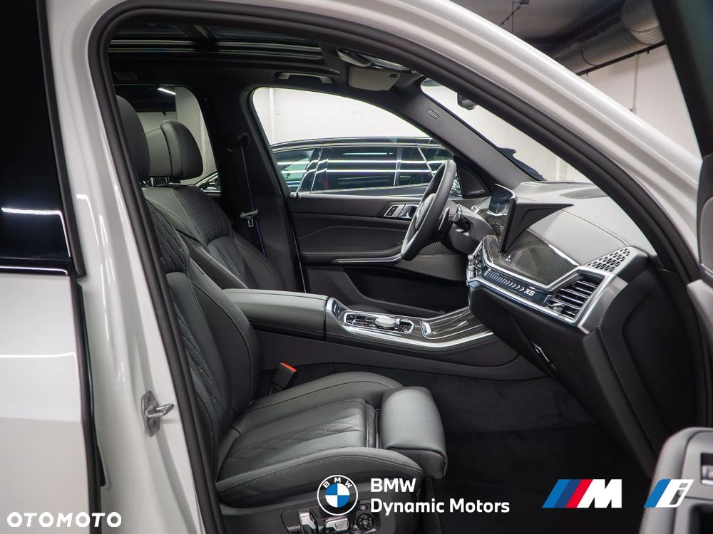 BMW X5 xDrive40i - 26